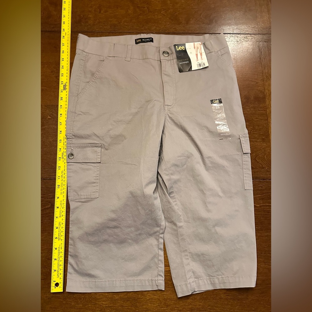 Lee Women’s Skimmer pants in Light Gray